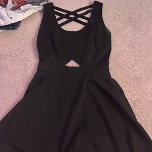 black loose dress